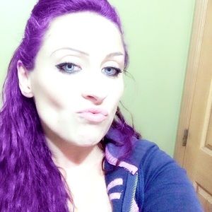 Meet your Posher, Kaela